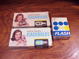 Lot of 3 Boxes of Flash Bulbs, M3B, M3 and M2B, Sylvania, Rexall - £7.79 GBP