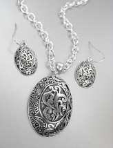 CLASSIC Brighton Bay Silver Antique Filigree Oval Pendant Necklace Earrings Set - £14.93 GBP