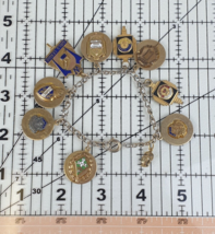 Vintage Earl Warren San Antonio /Downey California High School 10 Charm Bracelet - £55.68 GBP