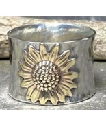 Handcrafted ~ Size 6 ~ Hammered ~ Silver Color Wide Band Ring w/Sunflowe... - $278.77 MXN