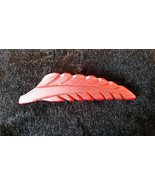 Vintage Bakelite Carved Red Leaf Brooch 3&quot; in Gift Box - £31.66 GBP