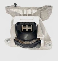 2020 Nissan Versa S 1.6L RH Passenger Right Frame Engine Mount OEM - €50,94 EUR