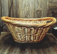Natural Wicker Laundry Basket Woven Oval Twisted Handles Large 24&quot; x 18&quot; VTG - £94.67 GBP