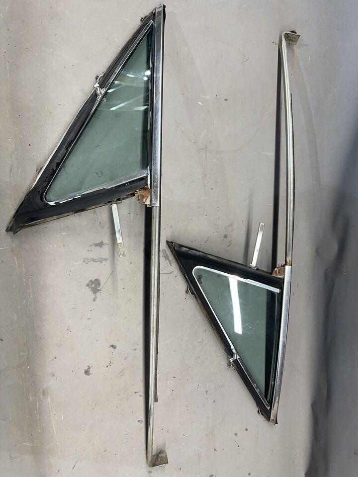1969 1970 Ford Galaxie Vent Window Frame Glass Custom 500 Door Sedan Mon... - $183.49