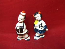 Vintage Boy &amp; Girl Couple Salt and Pepper Shakers - Japan - £23.67 GBP