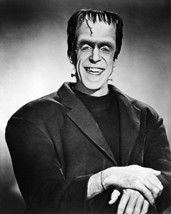 The Munsters Fred Gwynne 16x20 Canvas Giclee Smiling Seated - $69.99