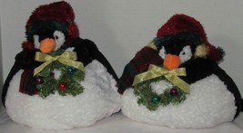 Russ Berrie Stuffed animal Penguin POOF 8" Winter Christmas Holiday Decoration - £21.13 GBP