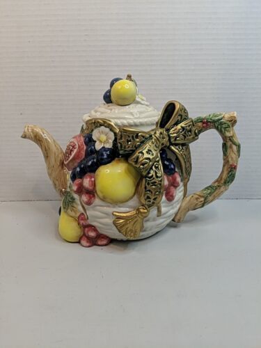 Fitz and Floyd Renaissance Della Robbia Lidded Ceramic Teapot Basket Weave 1997 - £29.42 GBP