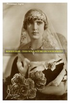mm590 - Princess Ingrid of Sweden as bride  &amp; roses - Royalty print 6x4&quot; - £2.20 GBP