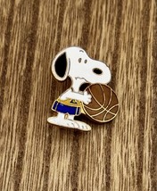 SNOOPY Basketball Player Peanuts Charlie Brown Aviva Lapel Hat Pin Enamel - £7.43 GBP