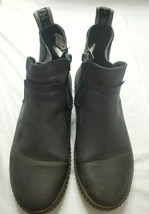 WALK Chukka Boots Ladies Sz 39 US 8,5-9 Gray Happy Down Back of Heel - $34.15