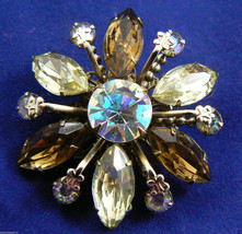 Vintage Gold Tone Metal Multi Color Crystal Rhinestone Flower Pin Brooch $0 Sh - £31.78 GBP