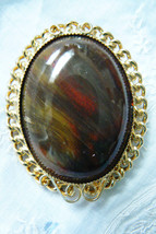 GOLD TONE CURB LINK FRAME OVAL JASPER STONE PIN BROOCH OR PENDANT - £21.32 GBP