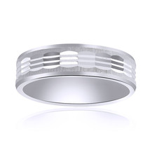 6.0mm 14K White Gold Comfort Fit Band With A Textured Center - £249.51 GBP