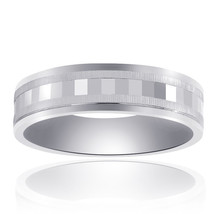 6.0mm 14K White Gold Mens Band With A Textured Center - £334.66 GBP
