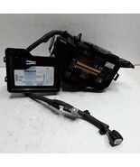 08 09 10 Toyota Highlander Hybrid engine fuse box assembly OEM 82720-48050 - $6,782.91 MXN