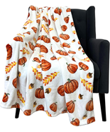 Home Decor Farmhouse Fall Fleece Throw Blanket: Harvest Pumpkins Leaves ... - $611.31 MXN