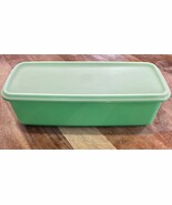 Vintage Jadeite Tupperware Veggie Crisper Container 782-5 w/ Lid 784-3 - $16.39 CAD