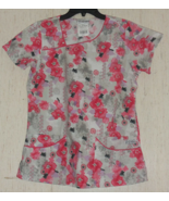 EXCELLENT WOMENS PRETTY FLORAL ZEN CHERRY BOMB PRINT SCRUBS TOP  SIZE S - $31.79 CAD