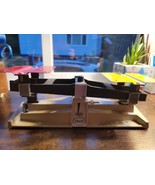 Vintage Red/Yellow Ohaus School Balance Scale Classroom/Homeschool - $282.54 MXN