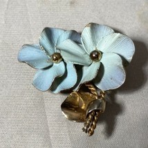1958 Grosse CHRISTIAN DIOR Germany Enamel Pearl Floral Pin Brooch - £152.05 GBP