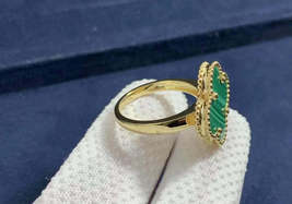 18k Yellow Gold Malachite Magic Alhambra Ring engagement ring wedding ring  - £304.89 GBP+