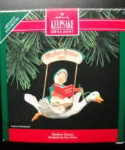 Hallmark Keepsake Christmas Ornament 1992 Mother Goose Feature Movement Boxed - £7.07 GBP
