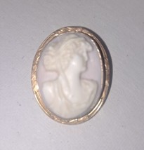 Antique  10k Yellow Gold Carved Shell Cameo Beautiful Lady Brooch Pin Pendant - £283.35 GBP