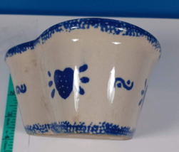 Loomco China Glazed Ceramic Sponge Paint Blue Heart bowl strawberry - £6.12 GBP