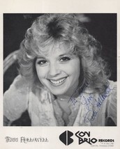 Terri Hollowell Country &amp; Western Singer 10x8 Hand Signed Photo - £13.36 GBP