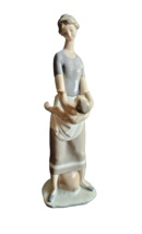 Lladro Motherhood #4574 Mother holding Child Figurine - £74.38 GBP