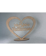 Custom  Mr &amp; Mrs Wedding   TableTopper Wood Heart With Names and Stand - $304.17 MXN