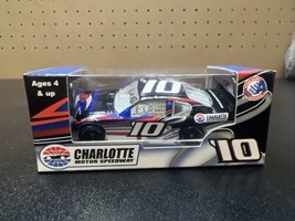 2010 Nascar Charlotte Motor Speedway Bank Of America 500 1/64 Scale Car - $11.60