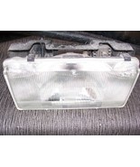 BROUGHAM LEFT HEADLIGHT OEM USED 1990 1991 1992 GM CADILLAC PART NUMBERS - €151,82 EUR