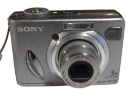 Sony Cyber-Shot DSC-W5 5.1MP Digital Camera Powers On But Needs Repair - Read - $44.50