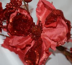 Unbranded SXW035429RD Glittery Red Holly Berries Lace Leaves Swag Decoration image 4