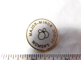 Major Minor Women&#39;s bowling league vintage pin Major-minor white enamel ... - $19.79
