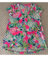 Lilly Pulitzer Etta V-Neck T-Shirt Raise The Bar Pink Pineapple Size S NWOT - $36.46 CAD