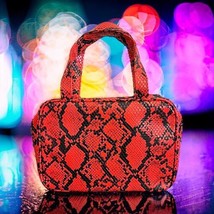 Ipsy Glam Bag Bailey Sarian Red/Black Faux Snakeskin Makeup Bag New Without Tags - £27.68 GBP