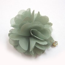 Cubic Flower Bow (Green) - $8.20 CAD