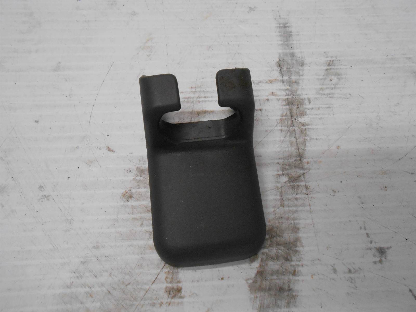 2007 Toyota Prius Rear Right RH Passenger Seat Track Bracket Outer Cover - $24.99