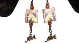 Mothers Day gift - scrabble tile altered art. Gold mom dangle. mother and childr - £9.59 GBP