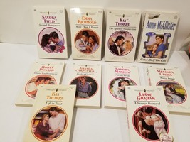 10 Harlequin Romance Paperback Books - £5.77 GBP
