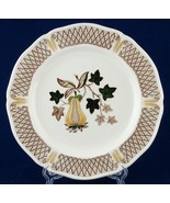 Wedgwood Avocado Yellow 8.25" Salad Plate  - $92.02 MXN Wedgwood Avocado Yellow 8.25" Salad Plate  - $92.02 MXN