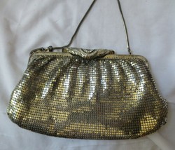 Vtg Yuewton silver mesh clutch handbag purse Rhinestone clasp - £46.93 GBP