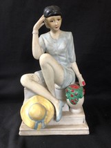 Antico Bisque Figurina &quot; Lady con Fiori &quot; - £115.56 GBP