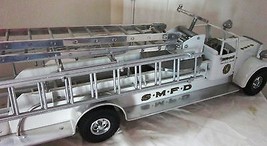 Smith-Miller S.M.F.D. Hook &amp; Ladder Truck - £2,028.87 GBP
