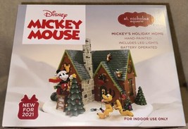 St. Nicholas Square Disney Mickey’s Holiday Home Christmas Village Pluto House - £71.96 GBP