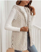 Hooded Fleece Vest - €50,56 EUR