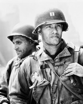 Tom Hanks 16X20 Canvas Giclee As Captain John H. Miller In Saving Private Ryan - £55.74 GBP